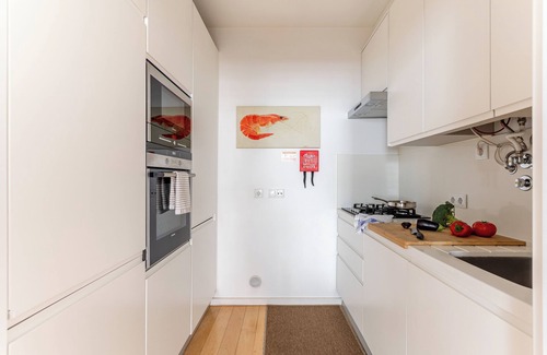 Sacramento Apartment | Guest Rated: Courtesy Chiado with Ocean View and Spa