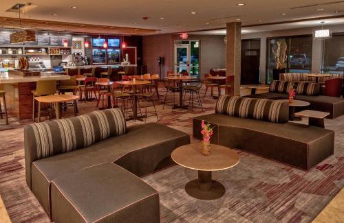 McNeil Hotel | Discover Courtyard Austin: Family-Friendly with Pool Access