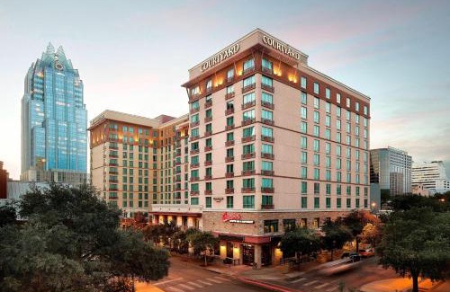Waller Creek District Hotel | Discover Courtyard Austin Downtown/Convention Center Stay