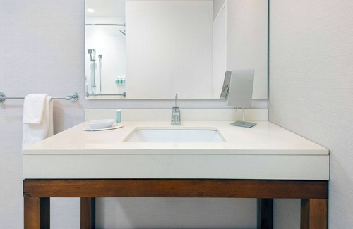 Downtown Buffalo Hotel | Discover Courtyard Buffalo Downtown with Pool and Spa