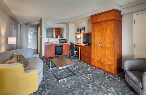 Jacksonville Beach Resort | Oceanfront Getaway at Courtyard by Marriott Jacksonville Beach