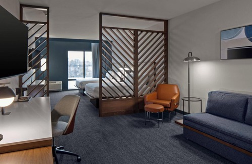 Jefferson City Hotel | Top-Rated Courtyard by Marriott Jefferson City with Pool