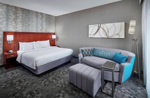 Linthicum Heights Hotel | Convenient Courtyard by Marriott near Baltimore BWI Airport