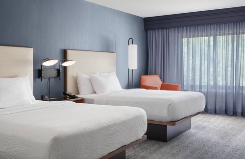 South Portland Hotel | Convenient Stay at Courtyard by Marriott Portland Airport