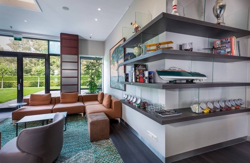 Hoofddorp Hotel | Eco-Friendly Stay at Courtyard by Marriott Amsterdam Airport