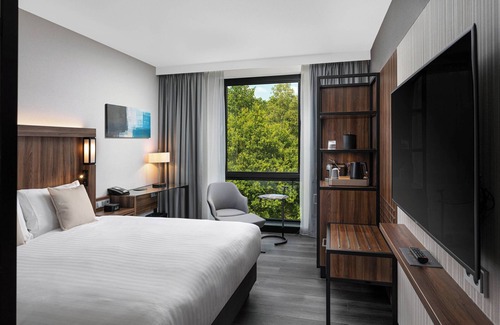 Hoofddorp Hotel | Eco-Friendly Stay at Courtyard by Marriott Amsterdam Airport