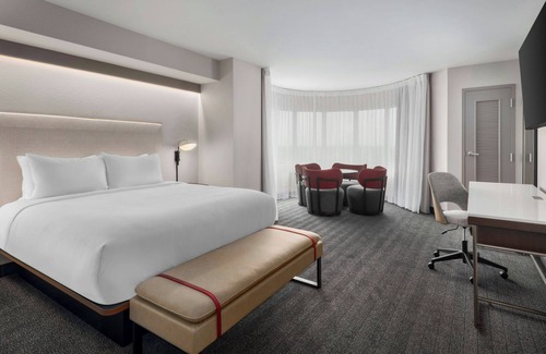 Athens Hotel | Discover Hilton Garden Inn Athens Downtown with Top Amenities
