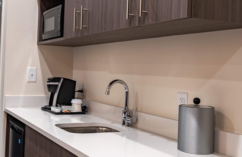Atlanta Hotel | Discover Hotel Spice and Sky Atlanta-Perimeter - Rated 9.2