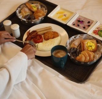 Nagavara Hotel | Elegant Stay at Courtyard by Marriott Bengaluru Hebbal