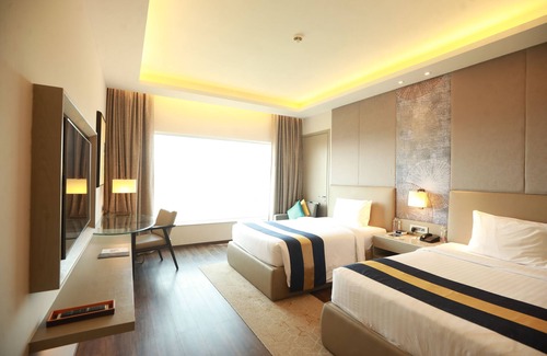 Maharana Pratap Nagar Hotel | Elegant Stay at Courtyard by Marriott Bhopal - 5 Star Comfort