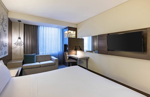 Calle 26 Hotel | Discover Courtyard by Marriott Bogota Airport: 4-Star Comfort