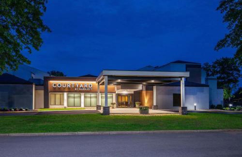Andover Hotel | Convenient Courtyard by Marriott Boston Andover with Hot Tub
