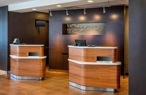 Andover Hotel | Convenient Courtyard by Marriott Boston Andover with Hot Tub