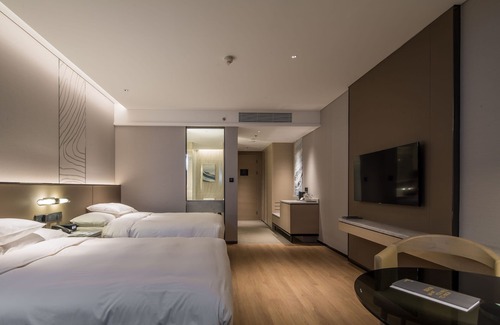 Nanguan Hotel | Experience Ultimate Comfort at Courtyard by Marriott Changchun
