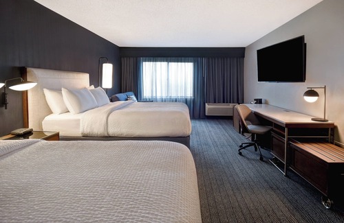 Mount Saint Joseph Hotel | Guest Rated 8.6: Courtyard by Marriott Cincinnati Airport