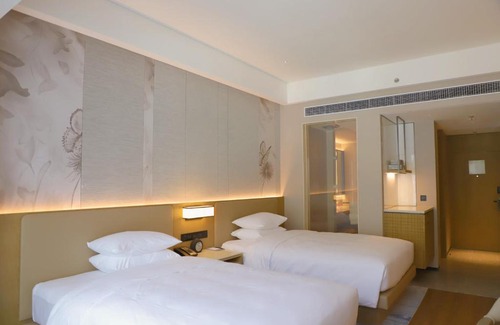 Jiuzhaigou Hotel | Relaxing Stay at Courtyard by Marriott Jiuzhaigou, 4-Star Hotel