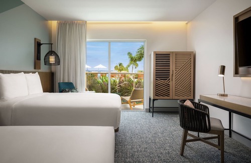 Otrobanda Hotel | Relax at Courtyard by Marriott Curacao with Pool & Spa