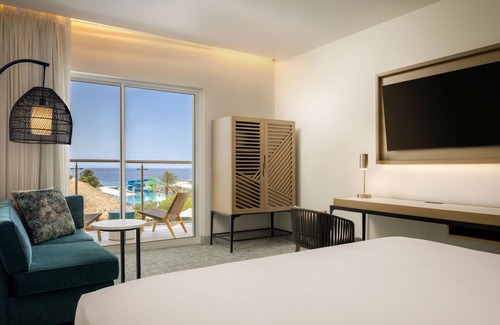 Otrobanda Hotel | Relax at Courtyard by Marriott Curacao with Pool & Spa