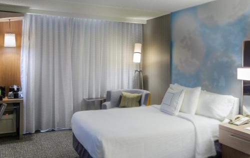 Irving Hotel | Pet-Friendly Courtyard by Marriott Dallas DFW Airport