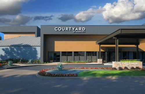 Irving Hotel | Pet-Friendly Courtyard by Marriott Dallas DFW Airport