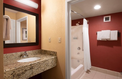 Legacy Park Hotel | Discover Courtyard by Marriott Dallas Plano: Family-Friendly Stay