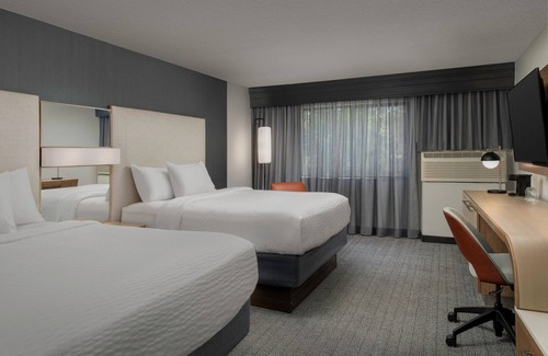 Dothan Hotel | Experience Courtyard by Marriott Dothan with Great Amenities
