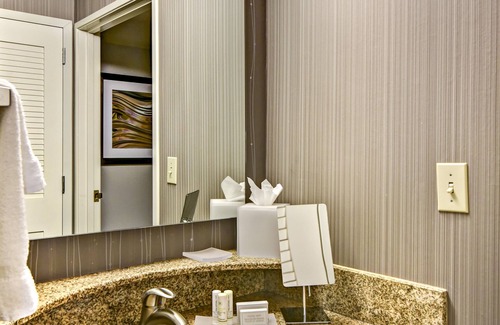 East End Hotel | Modern Comfort at Courtyard by Marriott Downtown Boise