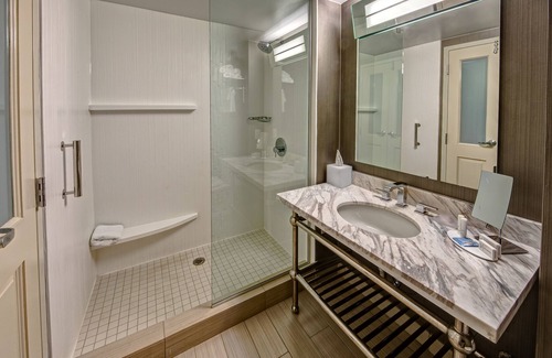 Herndon Hotel | Top-Rated Courtyard by Marriott Dulles Airport Getaway