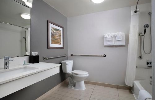 Fort Myers Hotel | Discover Comfort at Courtyard Fort Myers Cape Coral Hotel