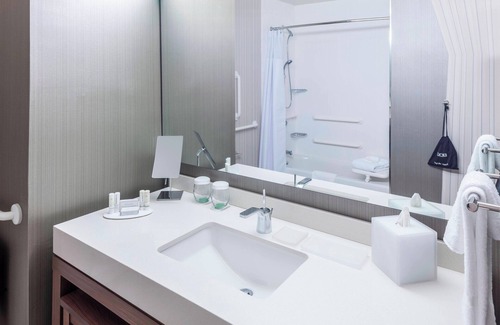 Fort Worth Hotel | Relaxing Retreat at Courtyard by Marriott Fort Worth