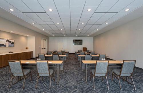 Sugar Land Hotel | Premier Courtyard by Marriott in Houston with Ocean View