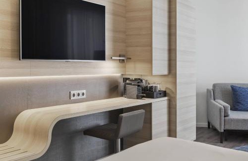 Saint Georg Hotel | Discover Courtyard by Marriott Hamburg City: Pet-Friendly and Spa