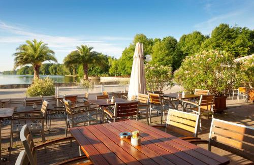 Sudstadt-Bult Hotel | Elegant Stay at Courtyard by Marriott Hannover Maschsee