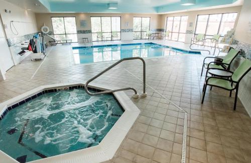 Hickory Hotel | Prime Courtyard by Marriott Hickory with Oceanfront Views