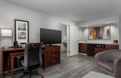 Greenway Plaza-Upper Kirby Hotel | Outstanding Courtyard by Marriott Houston near Rice University