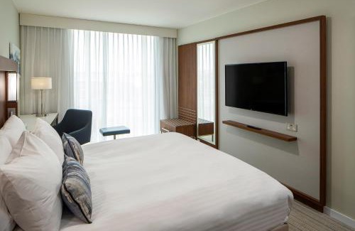 Balloch Hotel | Eco-Friendly Courtyard by Marriott Inverness Airport Stay