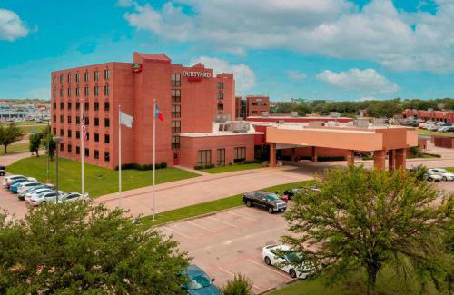 Killeen Hotel | Comfortable Courtyard by Marriott Killeen with Pool & Dining