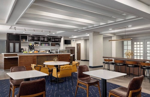 Kokomo Hotel | Discover Courtyard by Marriott Kokomo: Top-Rated Amenities