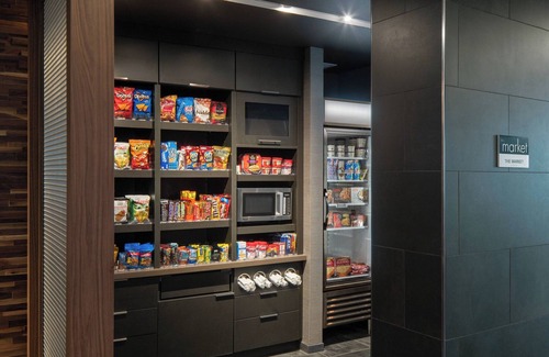Milton Hotel | Explore Courtyard by Marriott Lafayette South: Family-Friendly Amenities