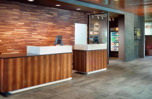 LaGrange Hotel | Modern Comfort at Courtyard by Marriott LaGrange