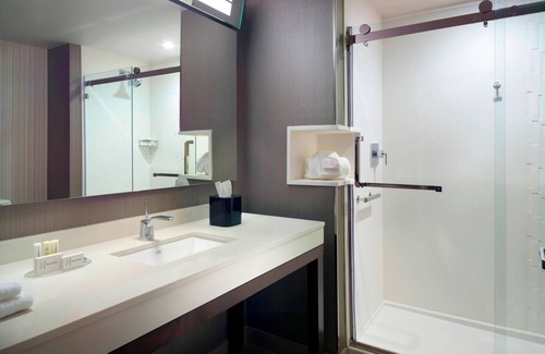 LaGrange Hotel | Highly Rated Courtyard by Marriott LaGrange with Free Breakfast