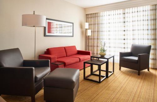 Venustiano Carranza Hotel | Discover Courtyard by Marriott Mexico City Airport Stay