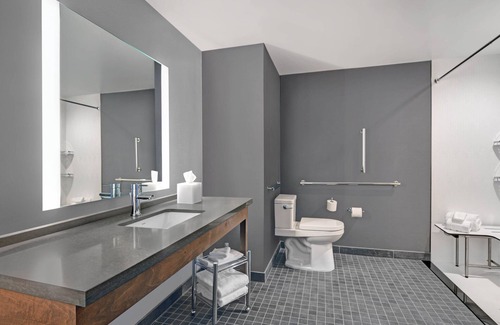 Manhattan Hotel | Discover the Comfort of Courtyard by Marriott Manhattan