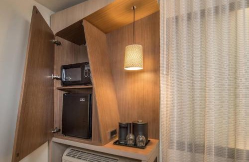 Mesa Grande Hotel | Top-Rated Courtyard by Marriott Mesa with Pool & Ocean View