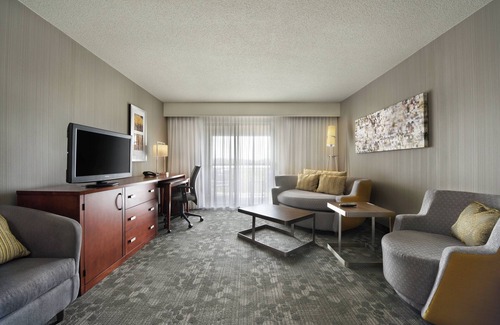 Mishawaka Hotel | Relax at Courtyard by Marriott Mishawaka with Great Amenities