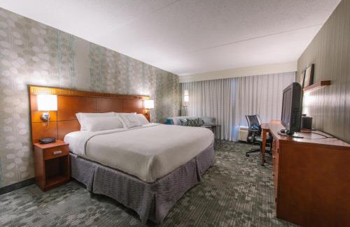 Nashua Hotel | Experience Comfort at Courtyard by Marriott Nashua