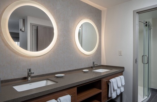 Metairie Hotel | Tranquil Getaway at Courtyard by Marriott New Orleans Metairie