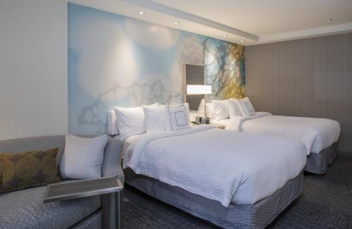 Auburndale Hotel | Explore Comfort at Courtyard by Marriott New York Queens