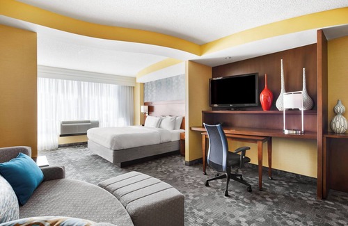 Downtown Newark Hotel | Discover Courtyard by Marriott Newark Downtown: 8.6 Rated Stay