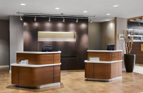 Downtown Newark Hotel | Comfortable Courtyard by Marriott Newark Downtown Awaits